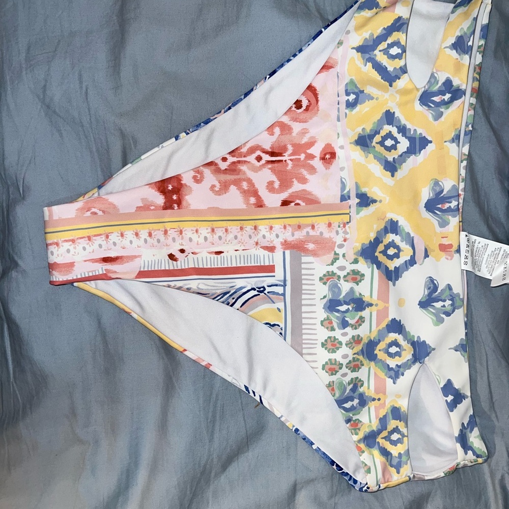 Colorful Patterned Bikini Set - Picture 2 of 3